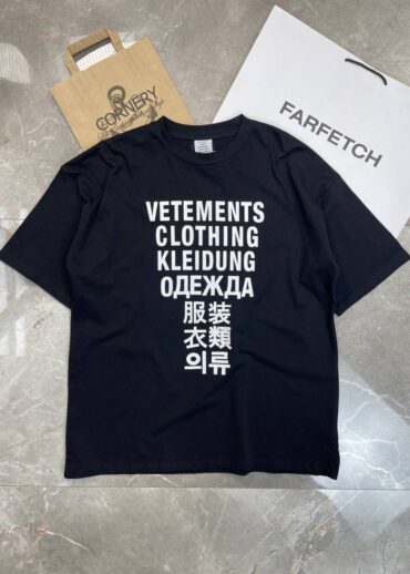 Футболка Vetements