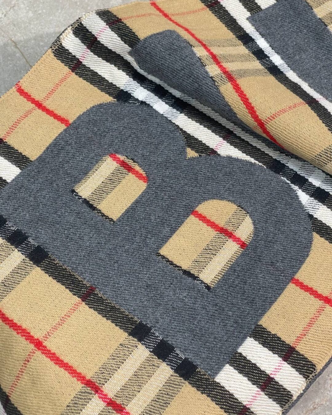 Шарф Burberry — изображение 2