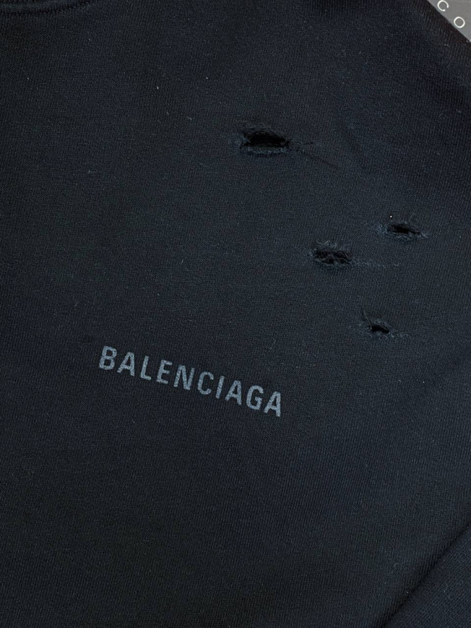 Кофта Balenciaga — изображение 4