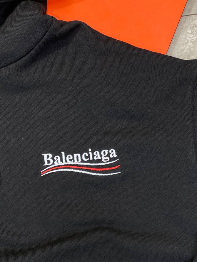 Худи Balenciaga — изображение 4