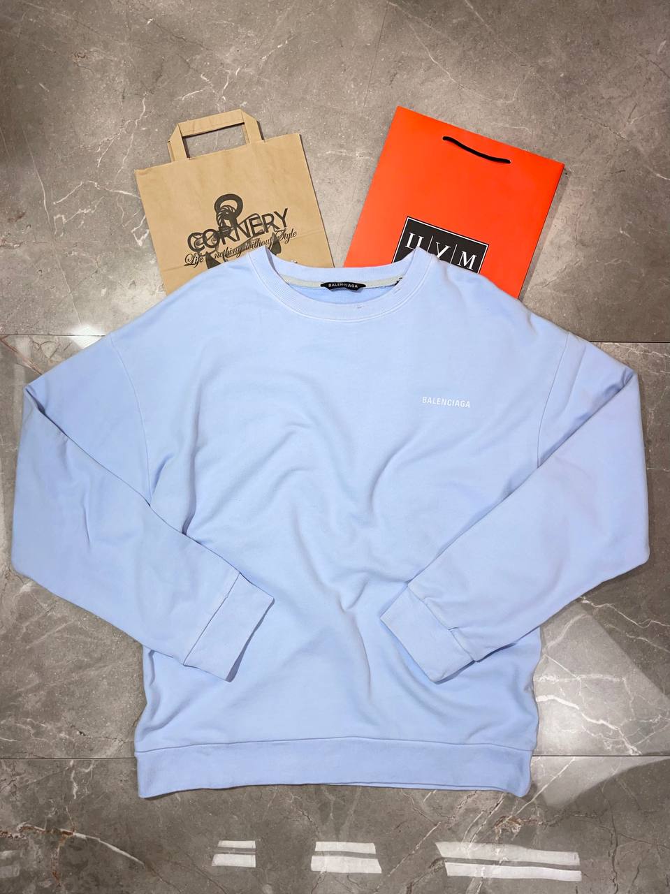 Кофта Balenciaga