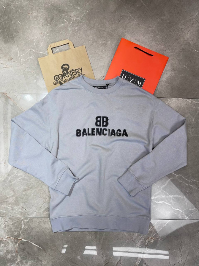 Кофта Balenciaga