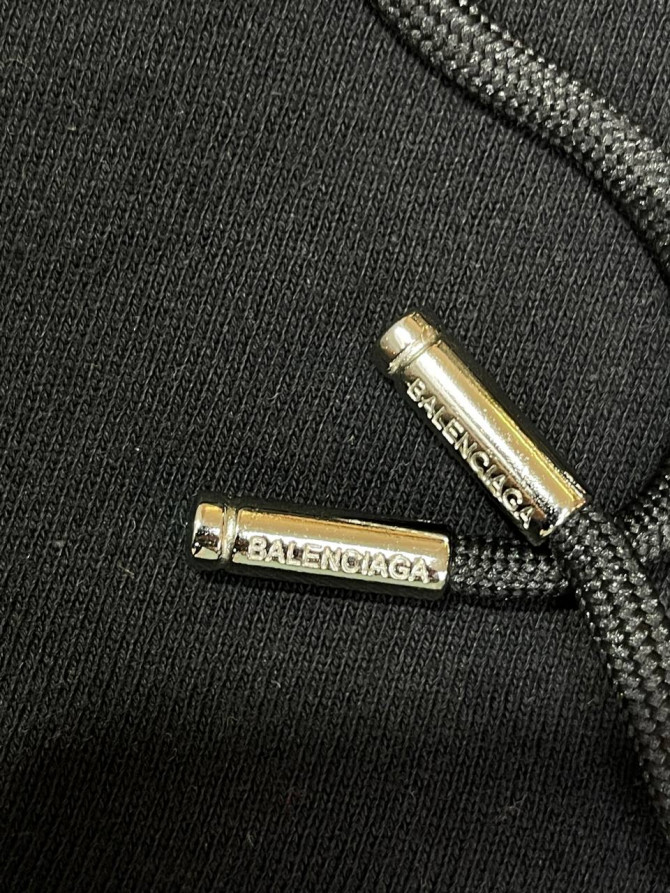 Худи Balenciaga — изображение 6