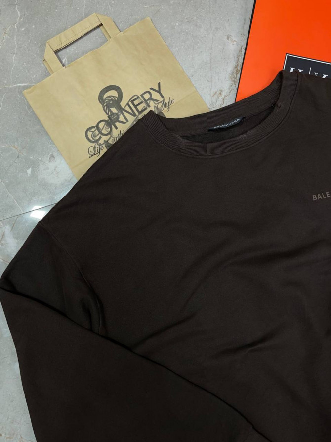 Кофта Balenciaga — изображение 2