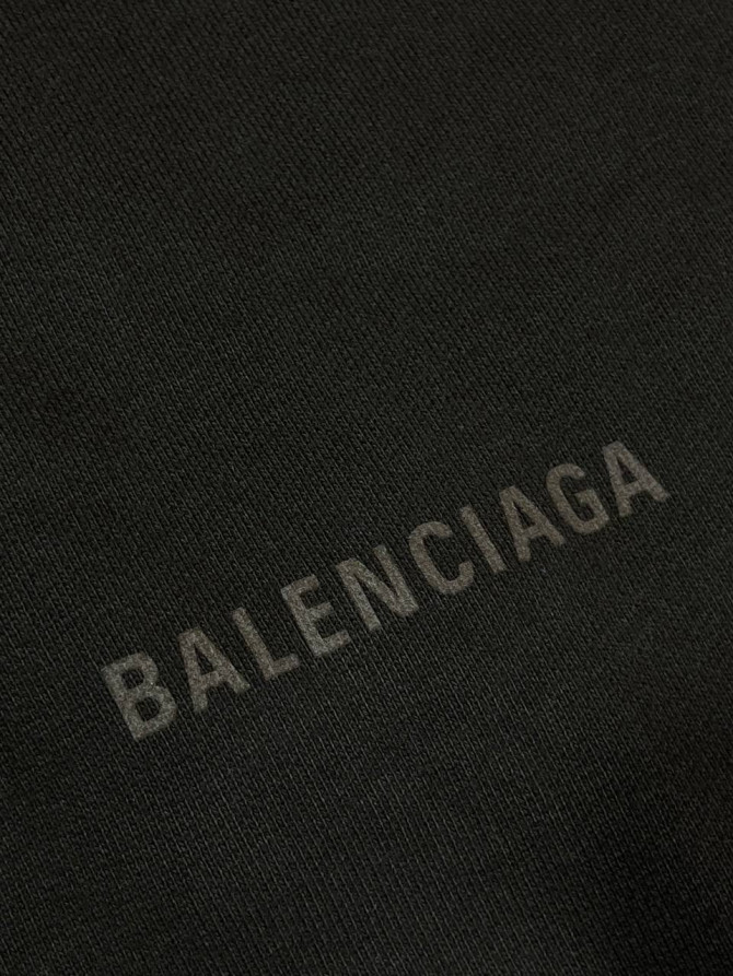Кофта Balenciaga — изображение 7