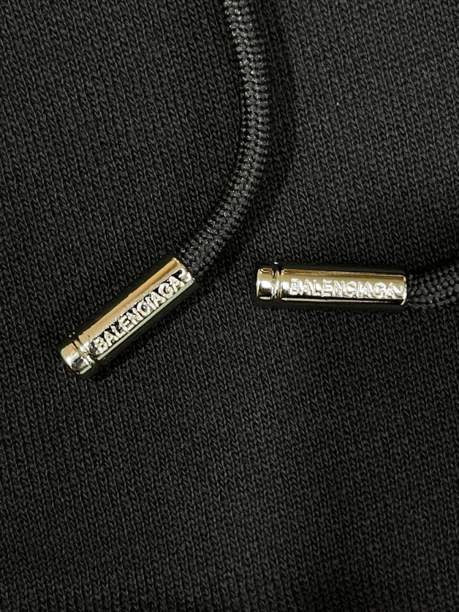 Худи Balenciaga — изображение 4