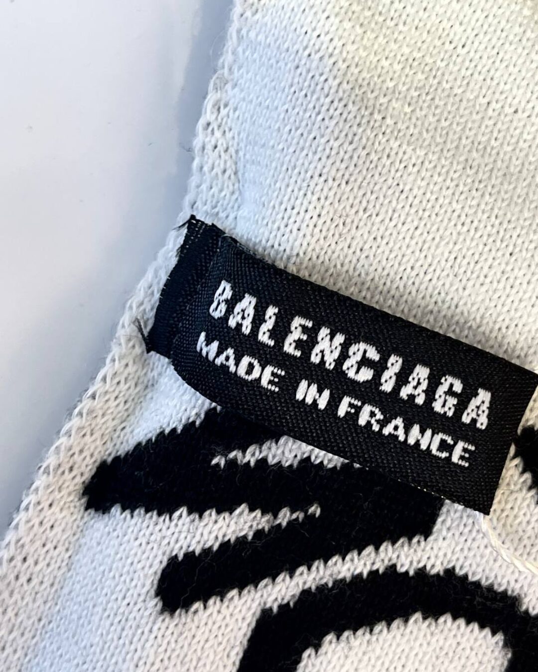 Шарф Balenciaga — изображение 4