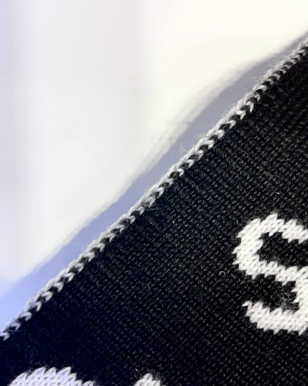 Шарф Balenciaga — изображение 8