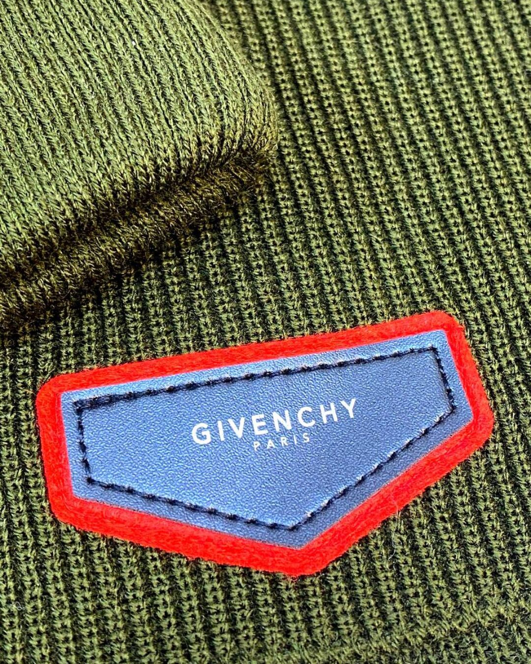 Комплект шапка+шарф Givenchy — изображение 3