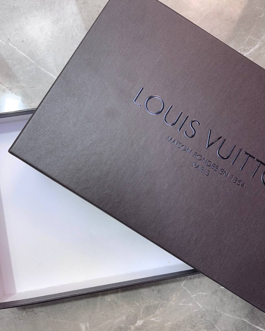 Коробка Louis Vuitton — изображение 4