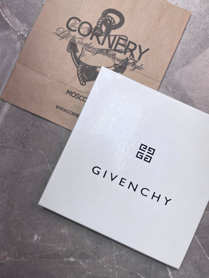 Коробка Givenchy — изображение 2