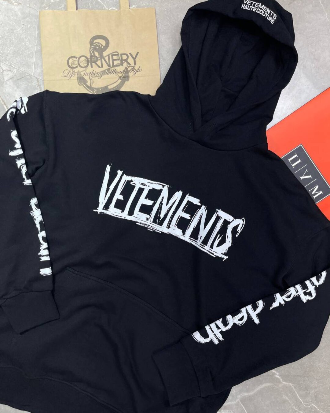 Худи Vetements — изображение 4