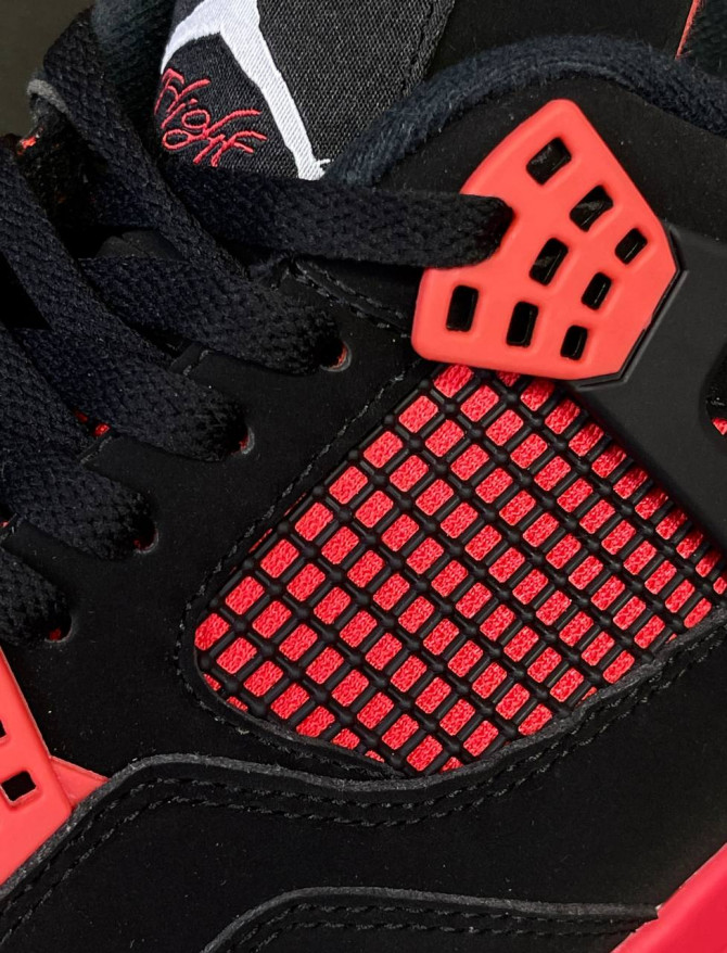 Кроссовки Jordan 4 Retro Red Thunder — изображение 5
