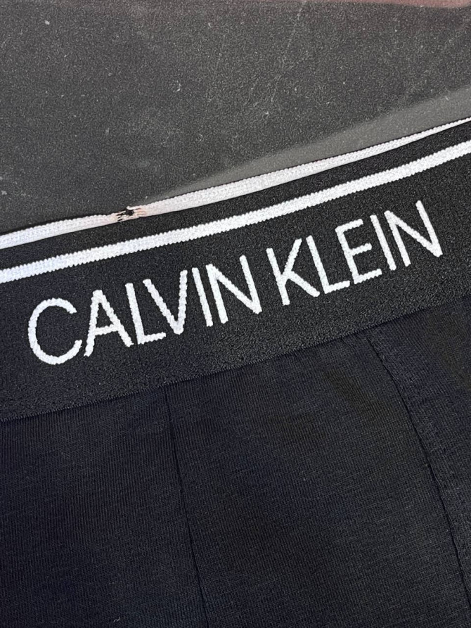 Трусы Calvin Klein — изображение 4