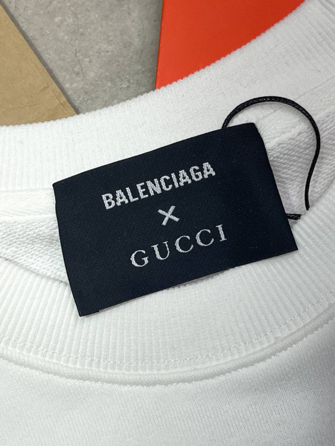 Кофта Balenciaga x Gucci — изображение 9