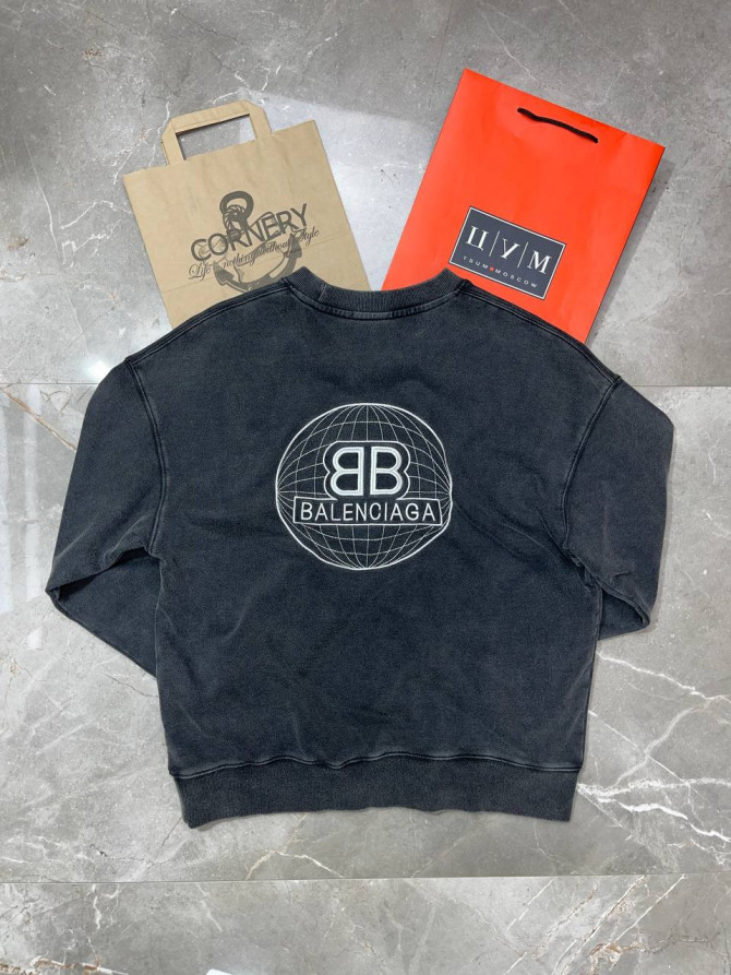 Кофта Balenciaga — изображение 2