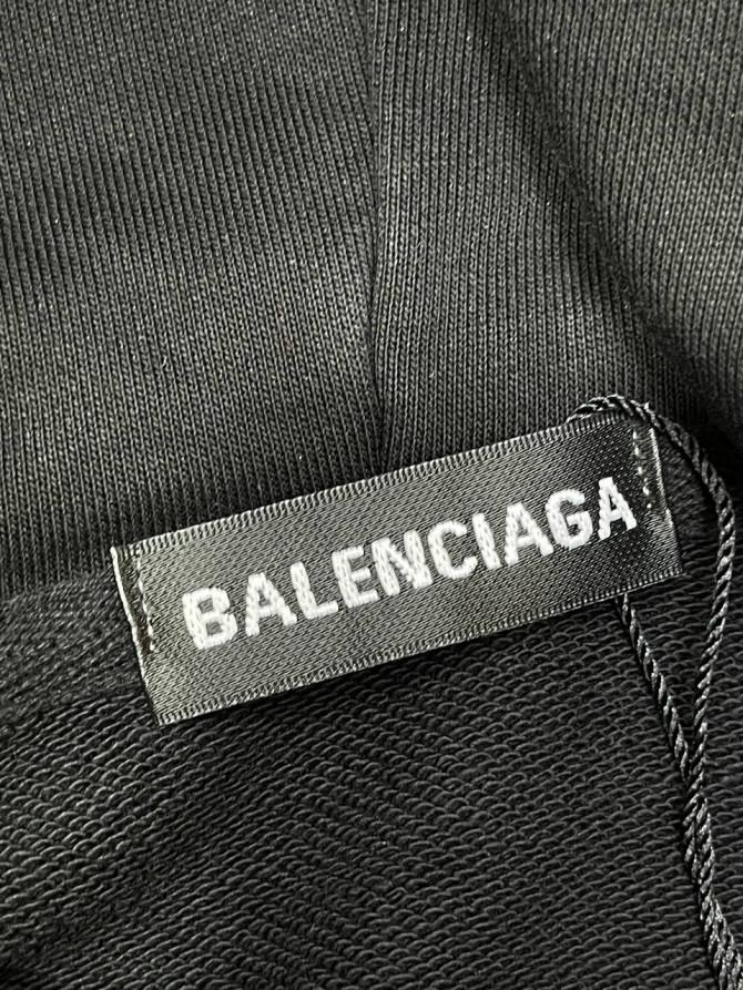 Худи Balenciaga — изображение 4