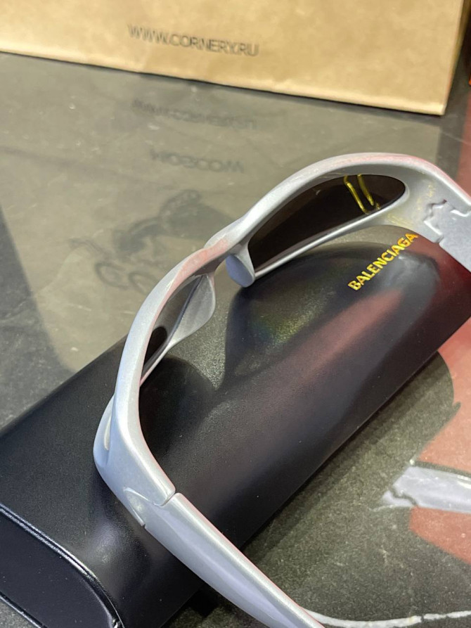 Очки Balenciaga — изображение 3