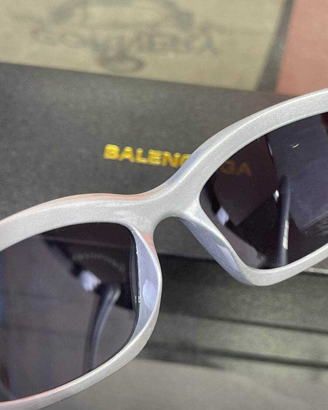 Очки Balenciaga — изображение 4