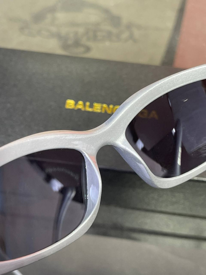 Очки Balenciaga — изображение 4