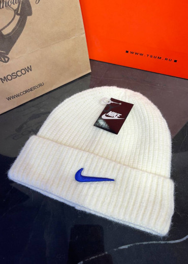 Шапка Nike