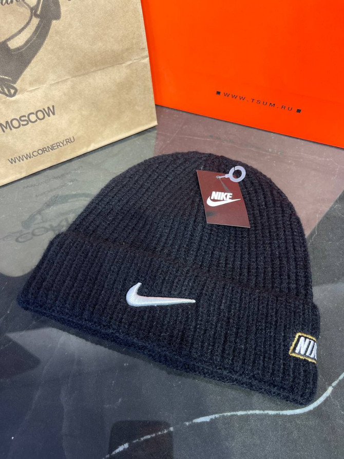 Шапка Nike