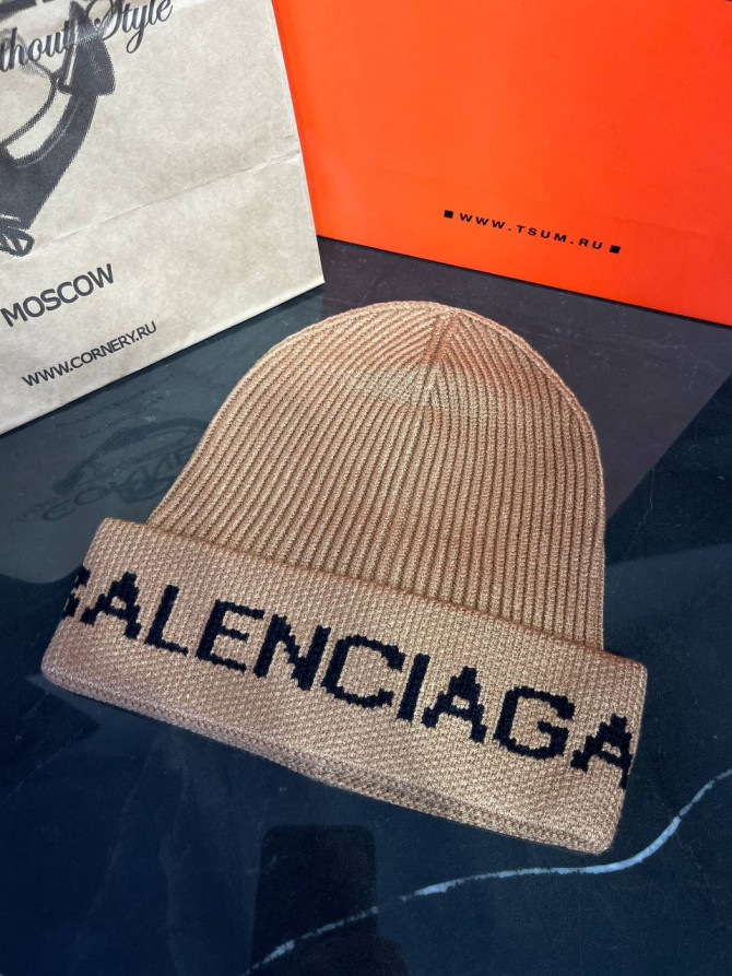 Шапка Balenciaga
