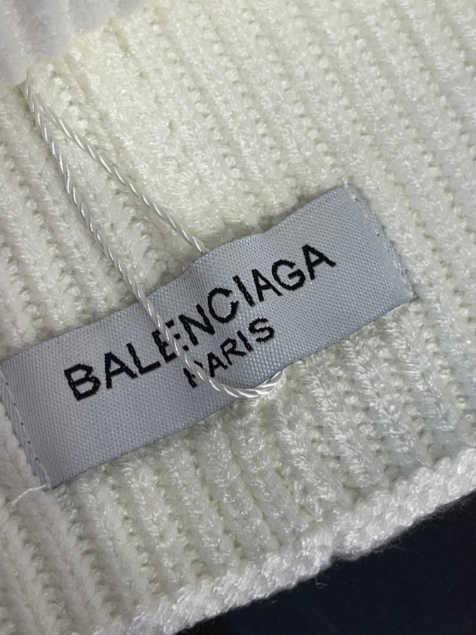 Шапка Balenciaga — изображение 5