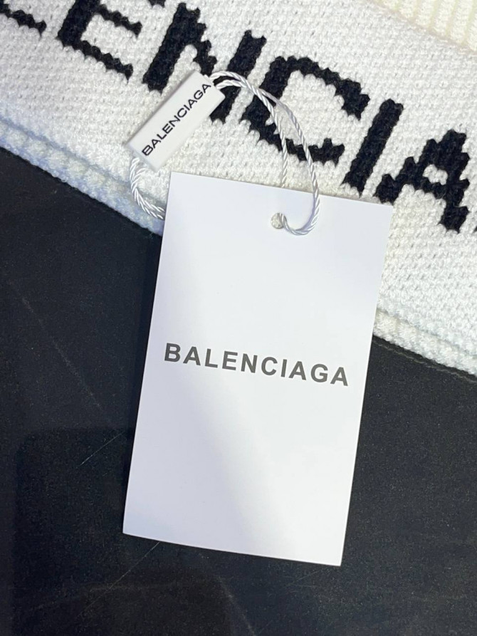 Шапка Balenciaga — изображение 8