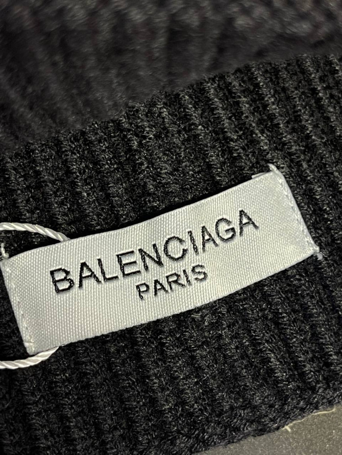 Шапка Balenciaga — изображение 8