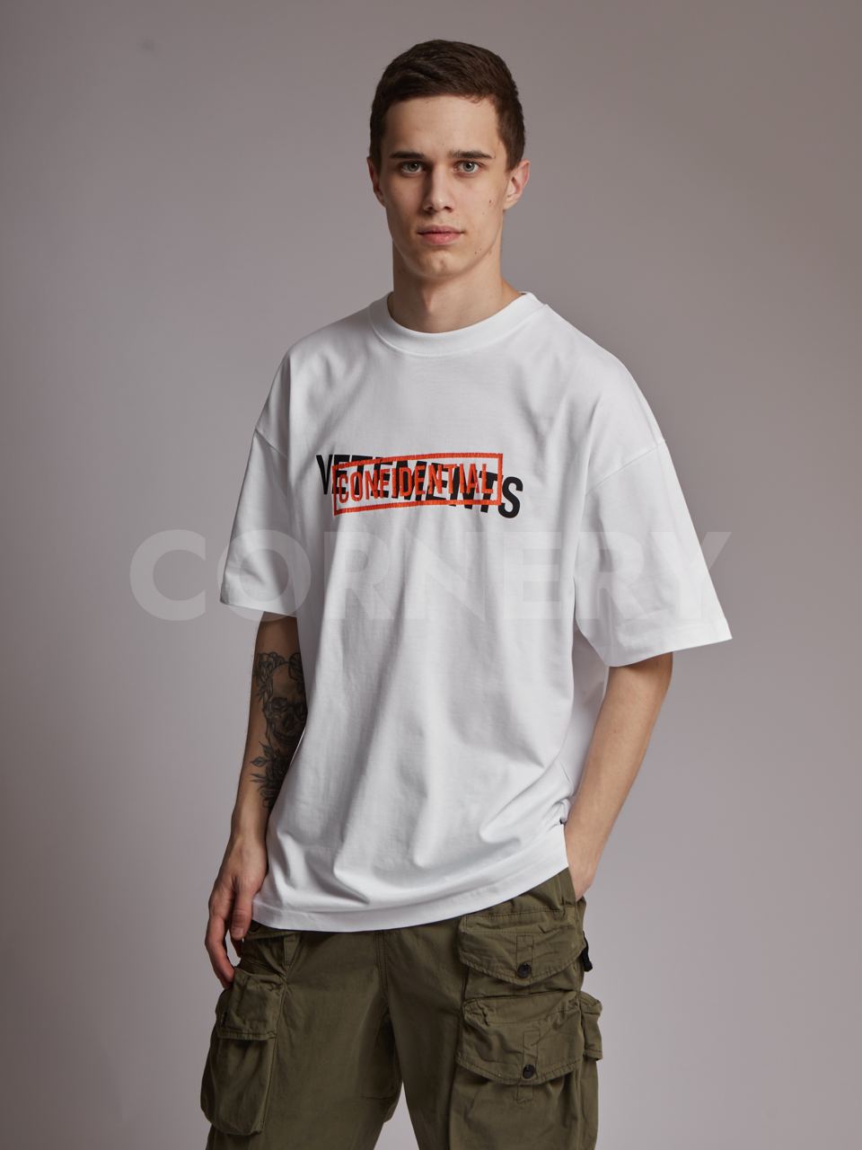 Футболка Vetements Confidential — фото 3