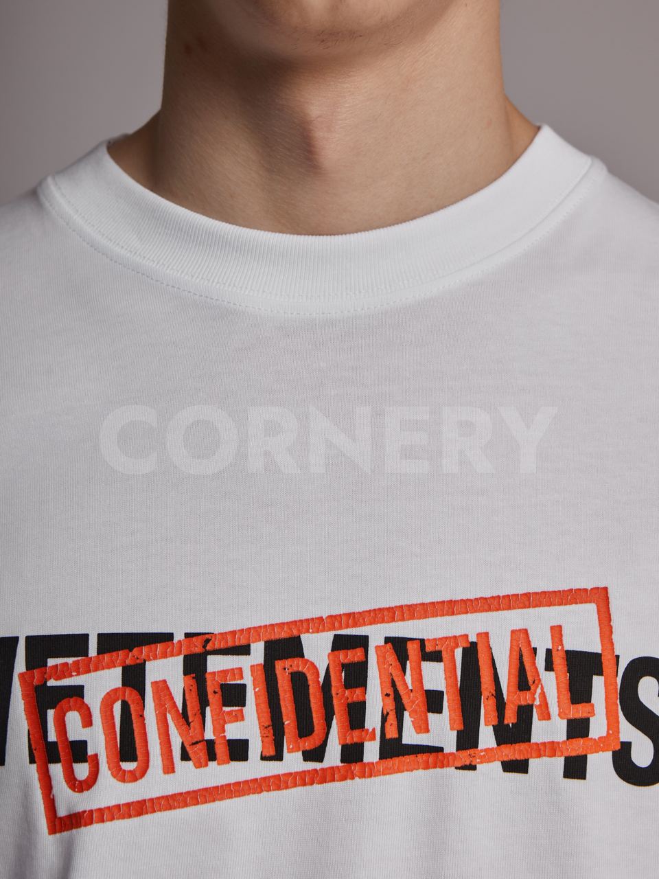 Футболка Vetements Confidential — фото 5