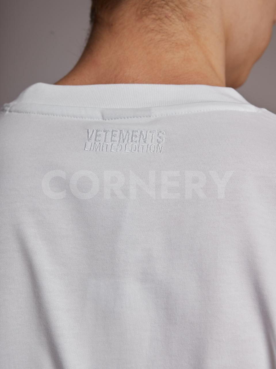 Футболка Vetements Confidential — фото 6