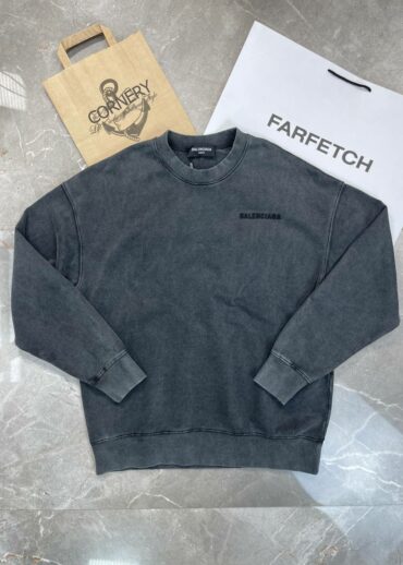 Кофта Balenciaga