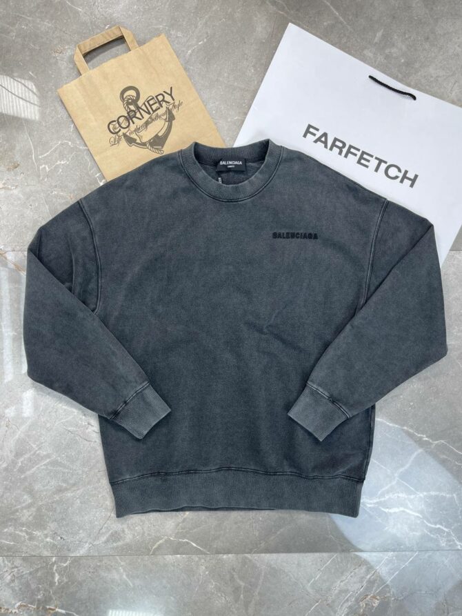 Кофта Balenciaga