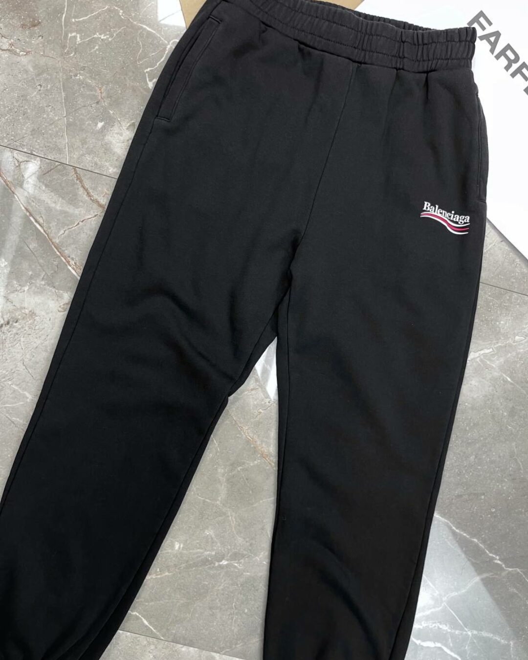 Спортивные Штаны Balenciaga — изображение 4