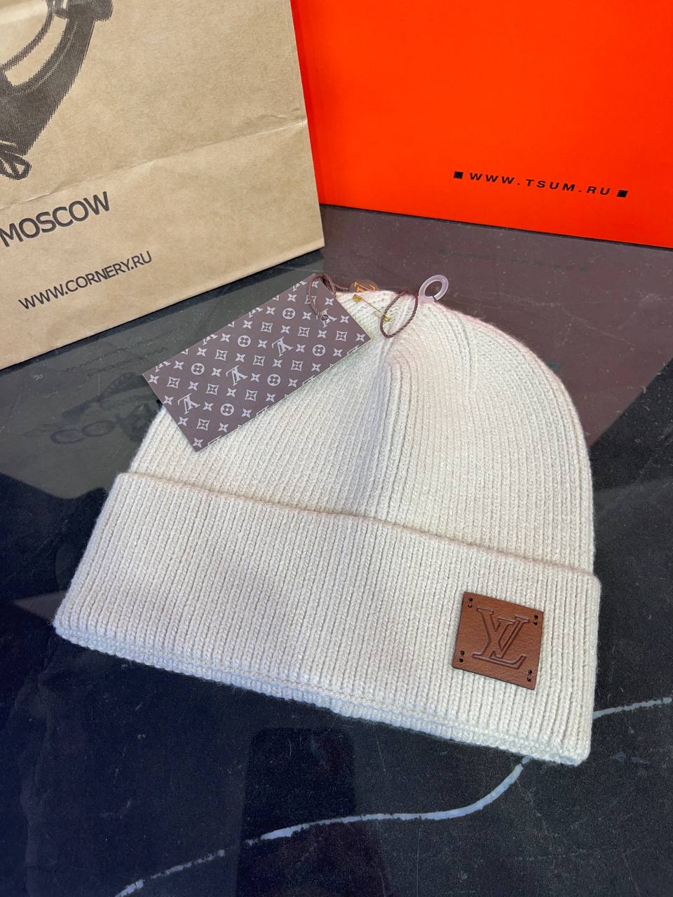 Шапка Louis Vuitton