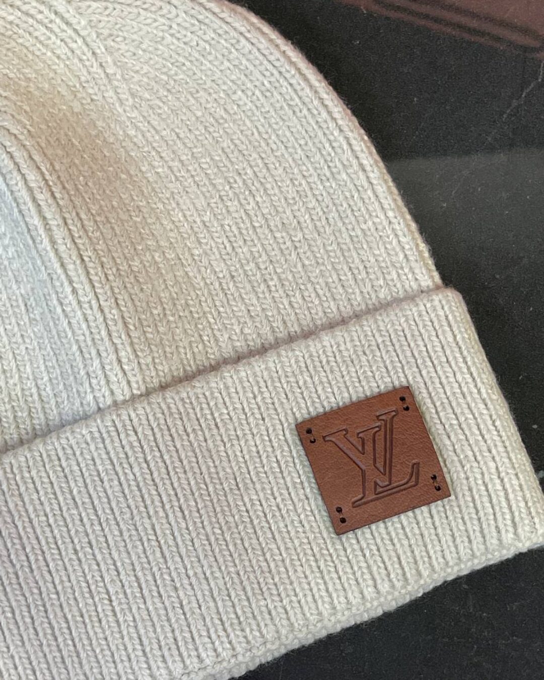 Шапка Louis Vuitton — изображение 2