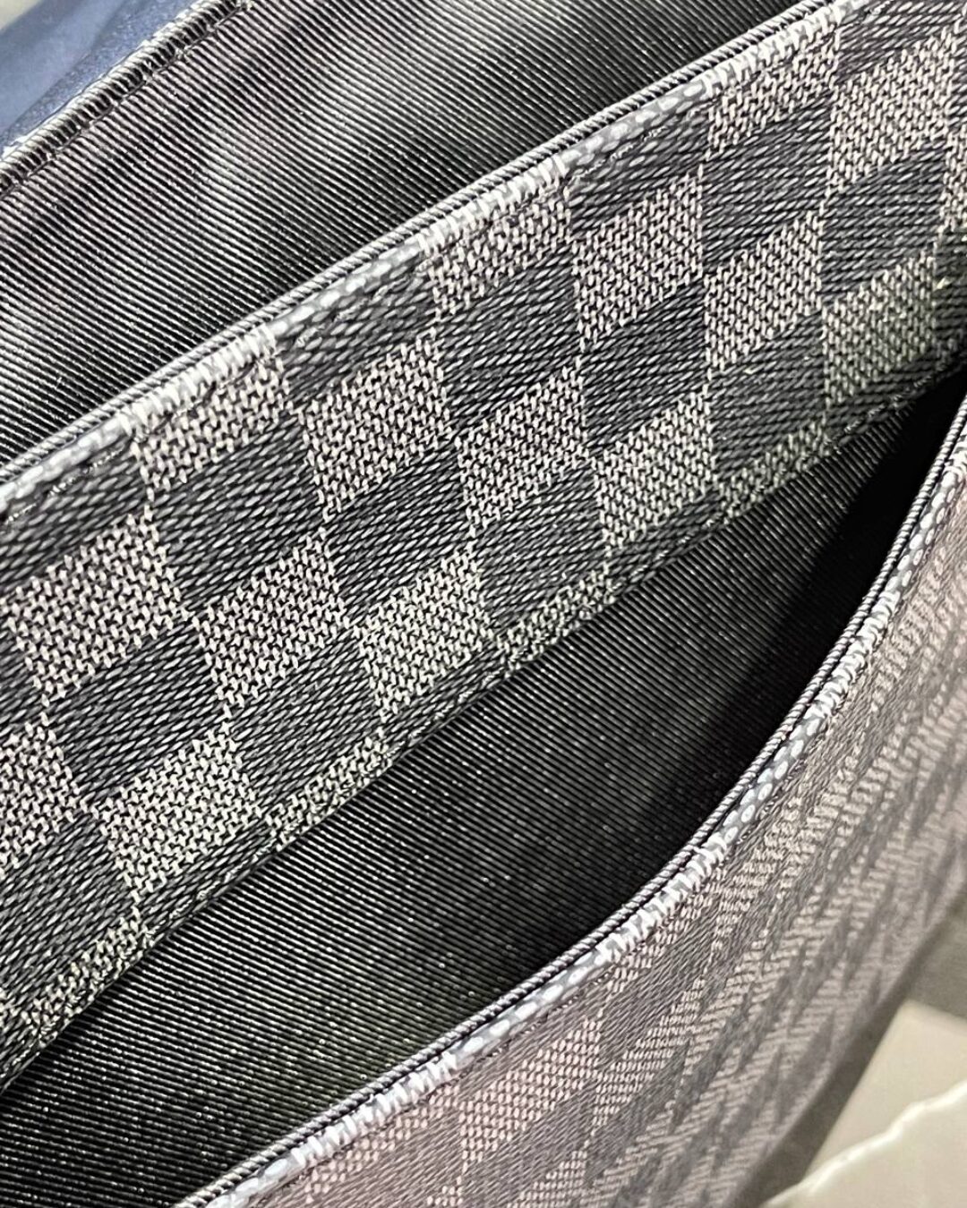 Сумка Louis Vuitton Porte-Documents — изображение 8