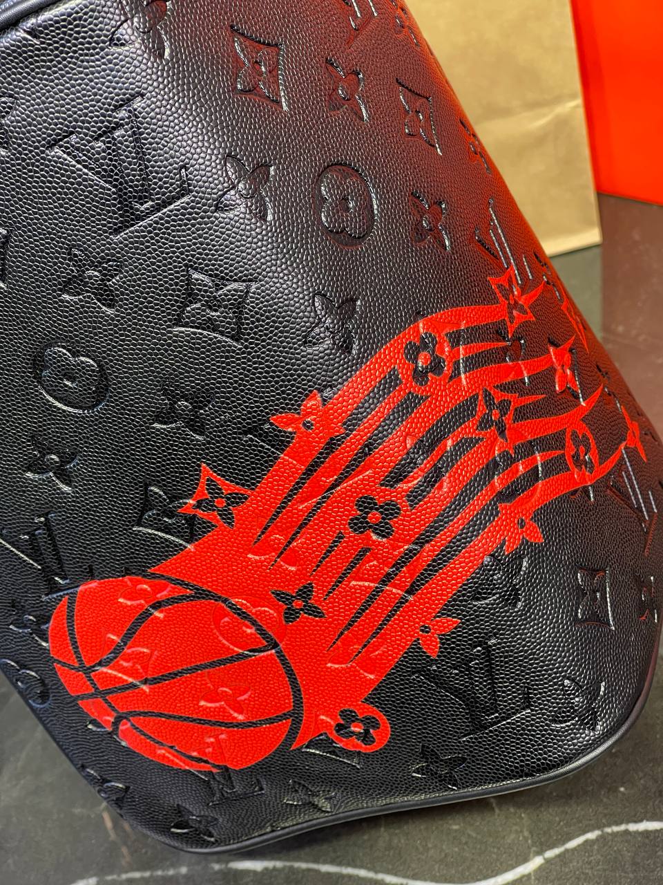 Сумка Louis Vuitton NBA — фото 2