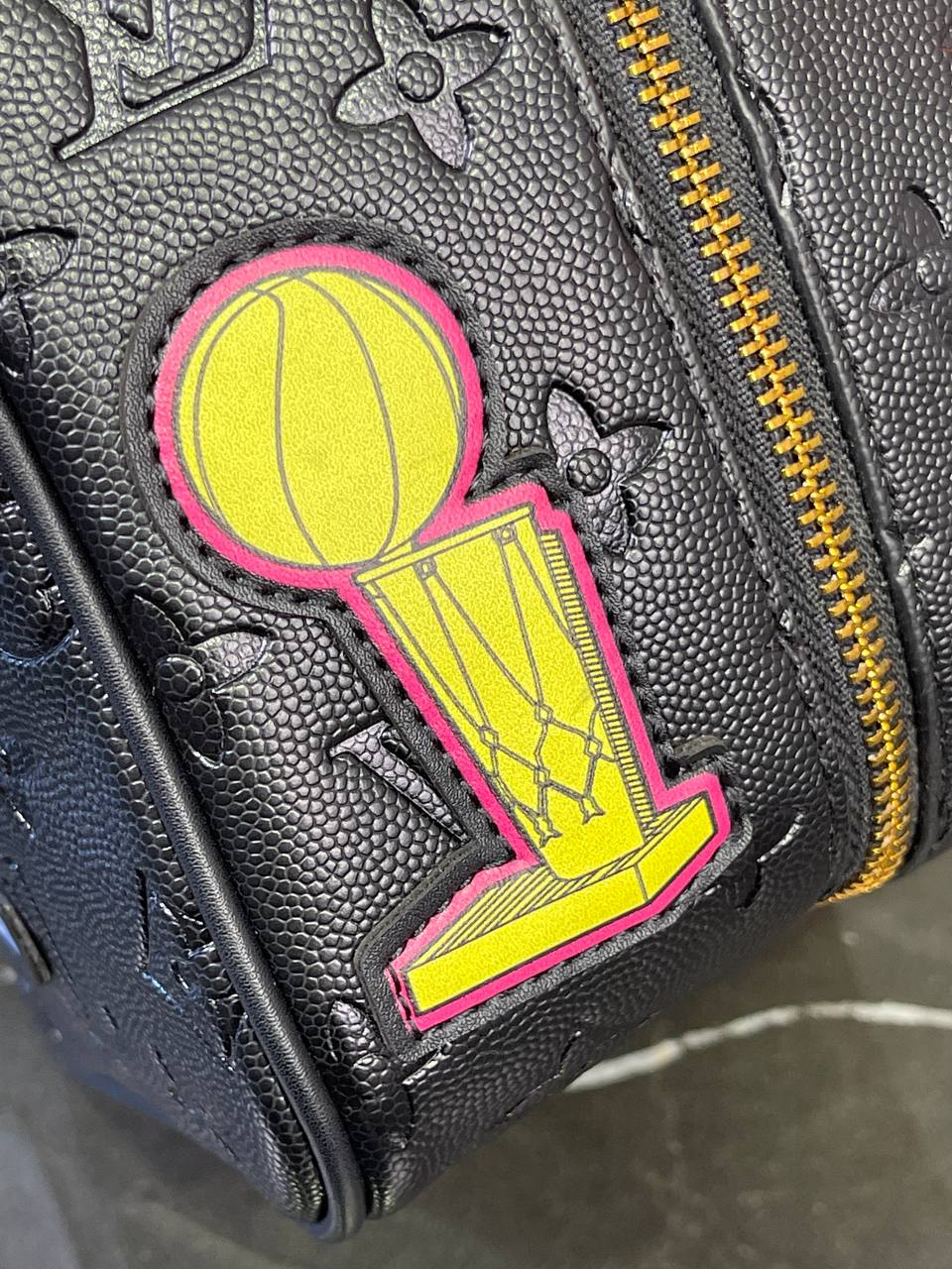 Сумка Louis Vuitton NBA — фото 5