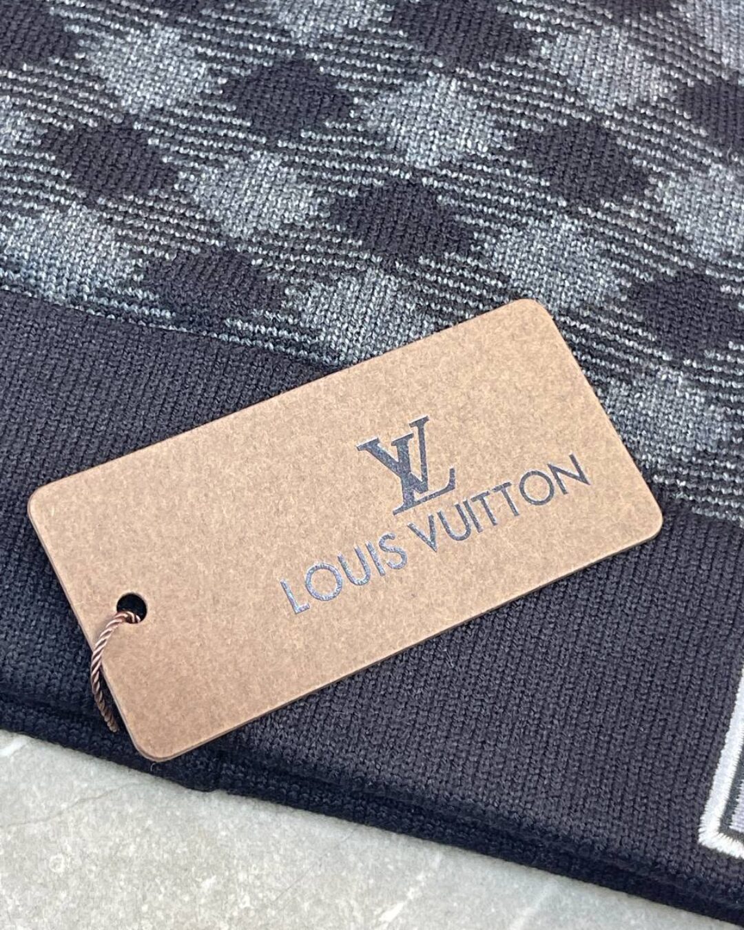 Шапка Louis Vuitton — изображение 8