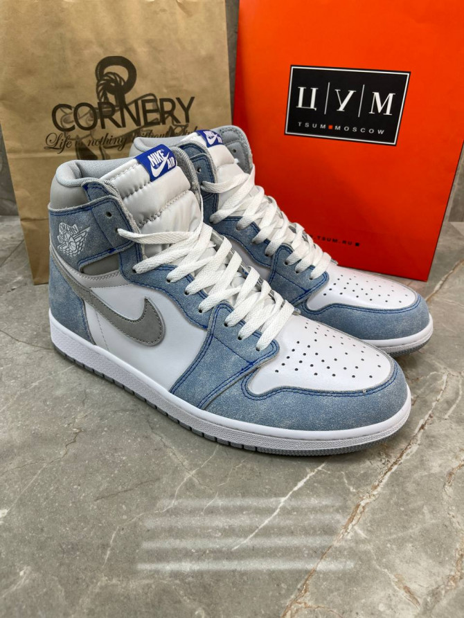 Кроссовки Jordan 1 Retro High Hyper Royal Smoke Grey