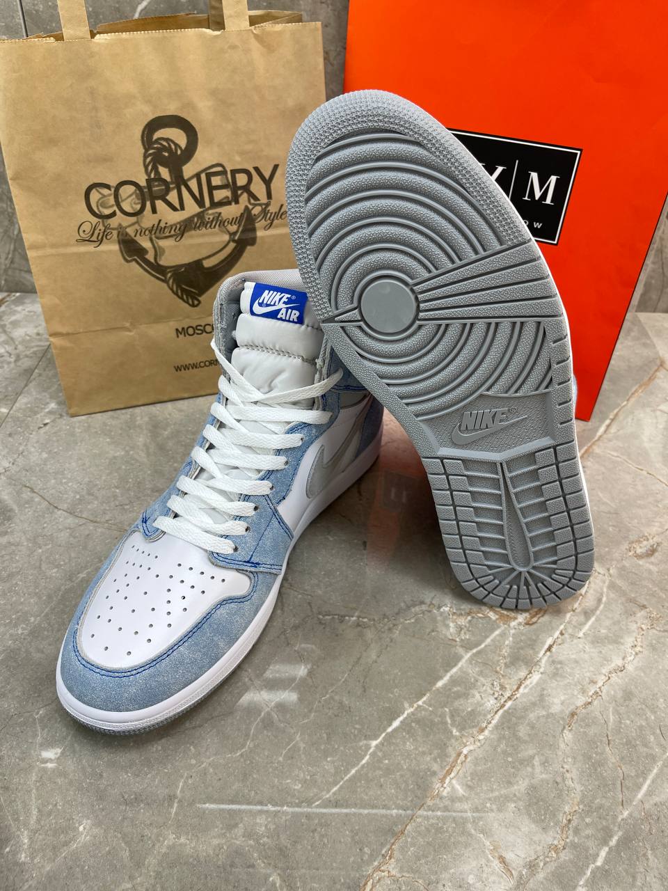 Кроссовки Jordan 1 Retro High Hyper Royal Smoke Grey — фото 8