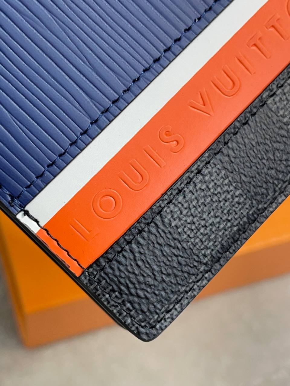 Кошелёк Louis Vuitton — фото 3