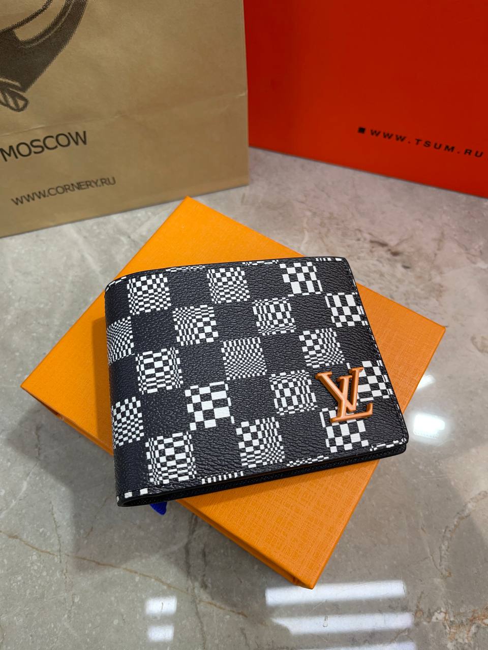 Кошелёк Louis Vuitton — фото 1