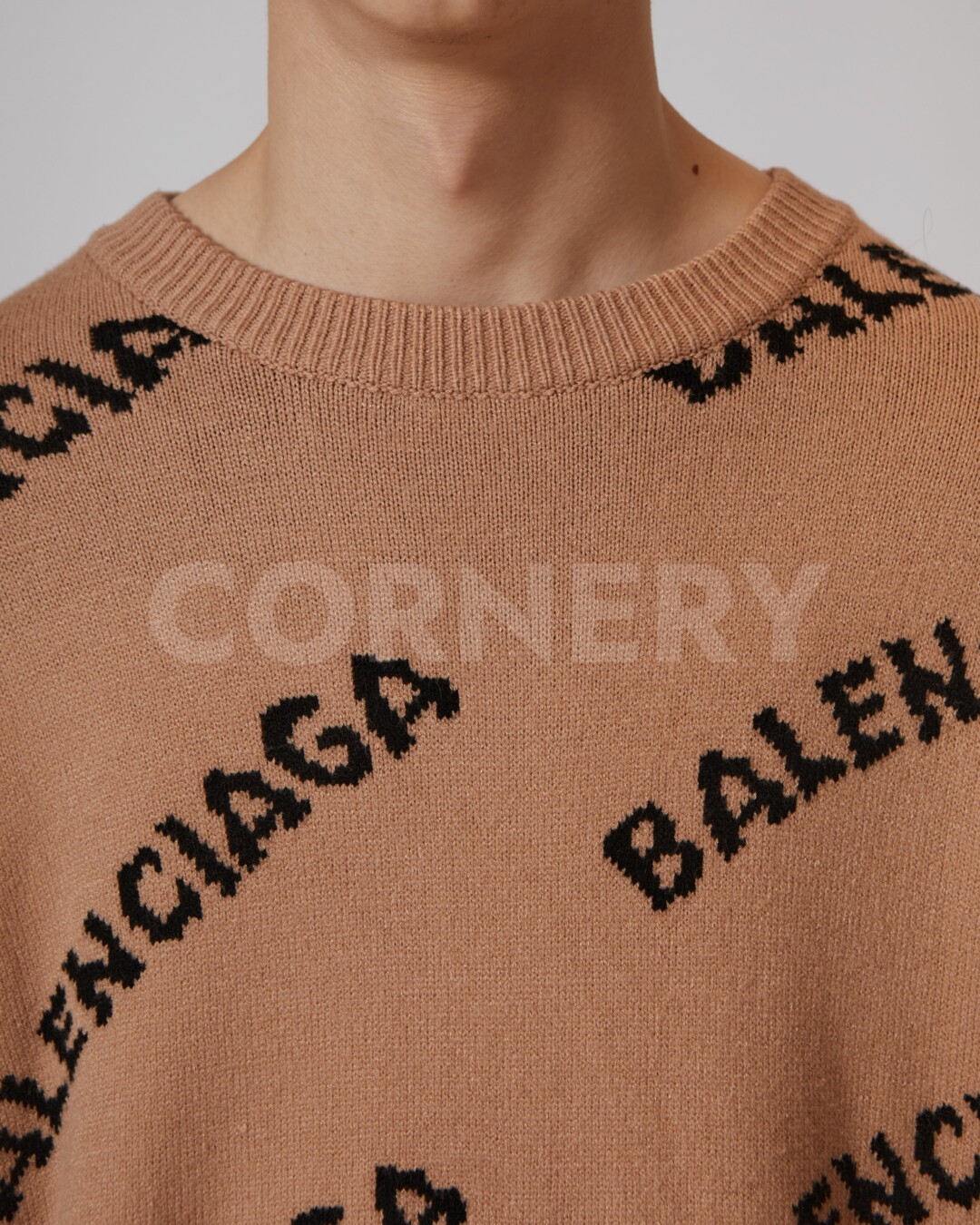 Свитер Balenciaga — изображение 7