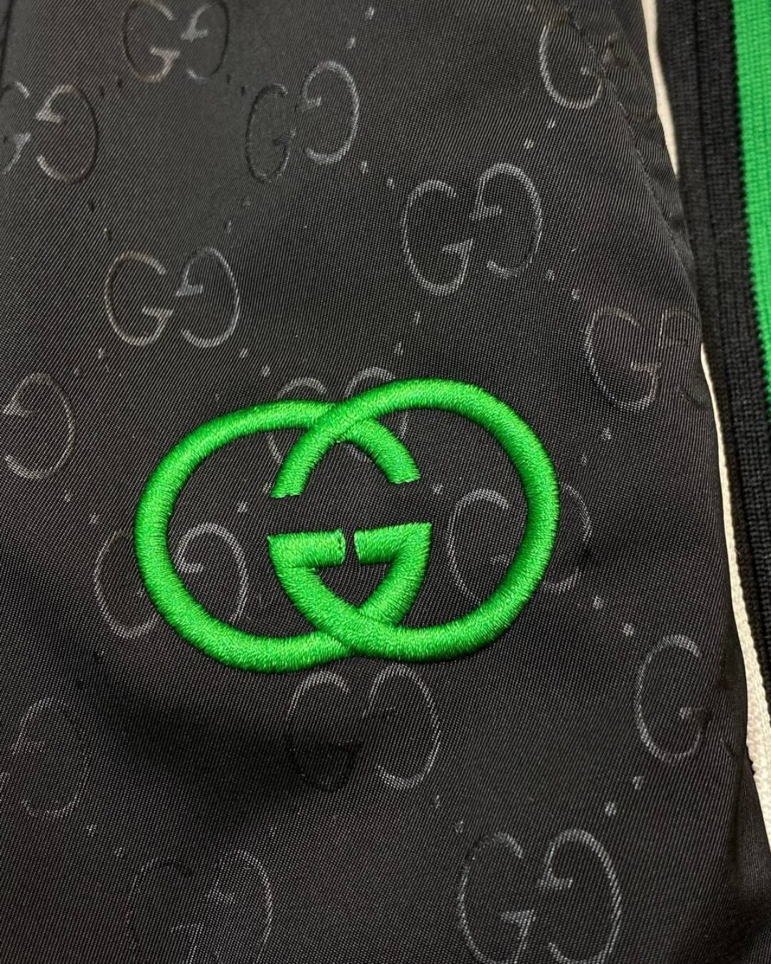 Спортивные Штаны Gucci x Adidas — изображение 4