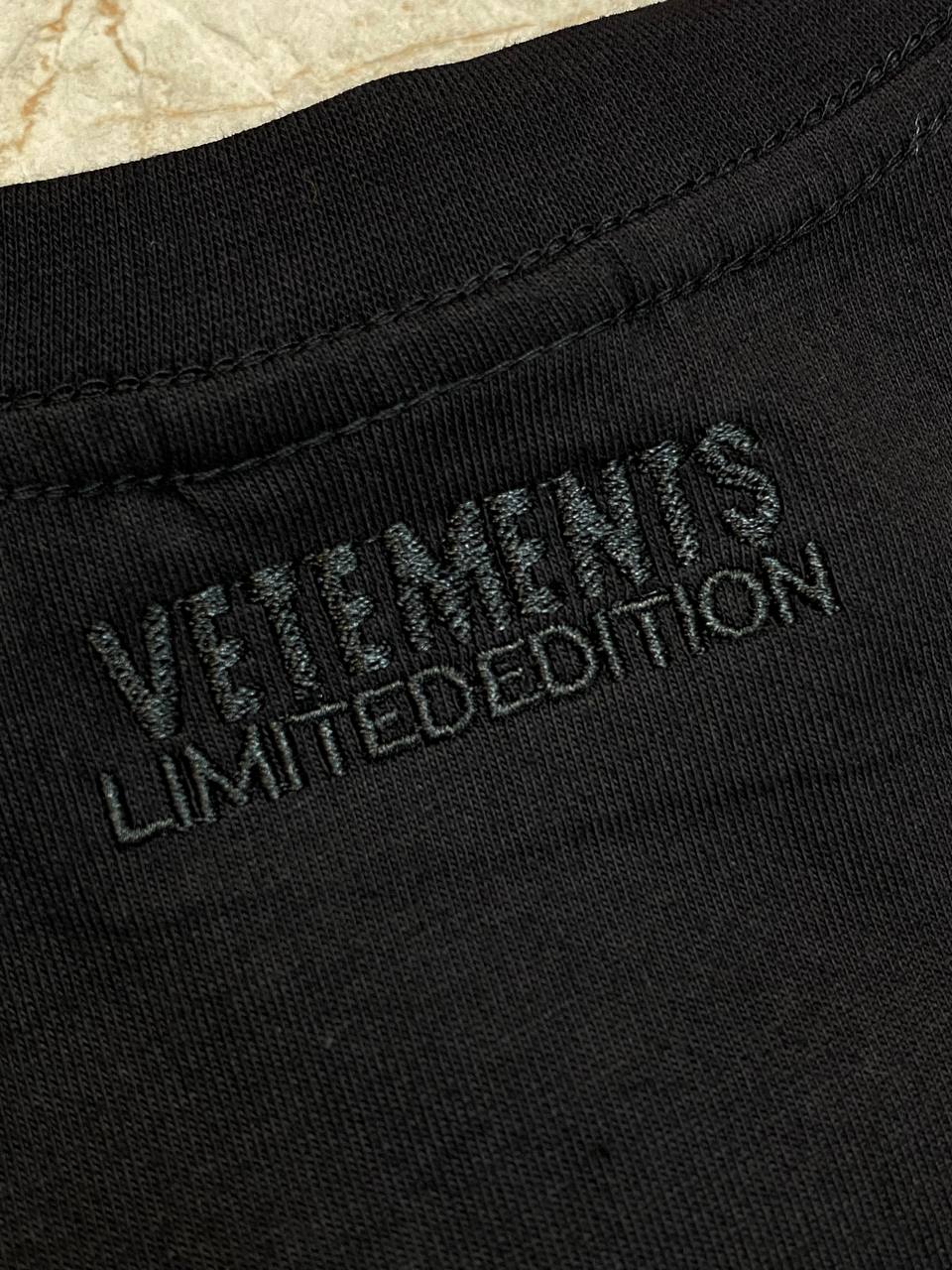 Футболка Vetements Logo — фото 3