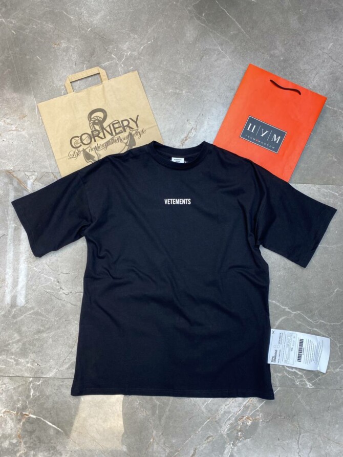 Футболка Vetements Logo